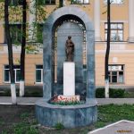 Памятник медицинским работникам в Воронеже